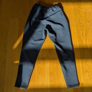 Han Kjobenhavn Cozy Knit Jogger-Style Leggings